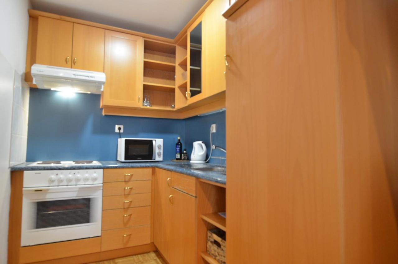 Apartments Vektor Vila Golf روغاسكا سْلاتِنا المظهر الخارجي الصورة