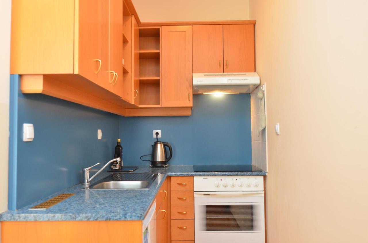 Apartments Vektor Vila Golf روغاسكا سْلاتِنا المظهر الخارجي الصورة